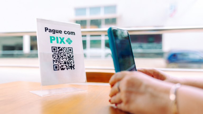 Pix Para Pequenos Negócios: Como Organizar Recebimentos Sem Misturar o Caixa
